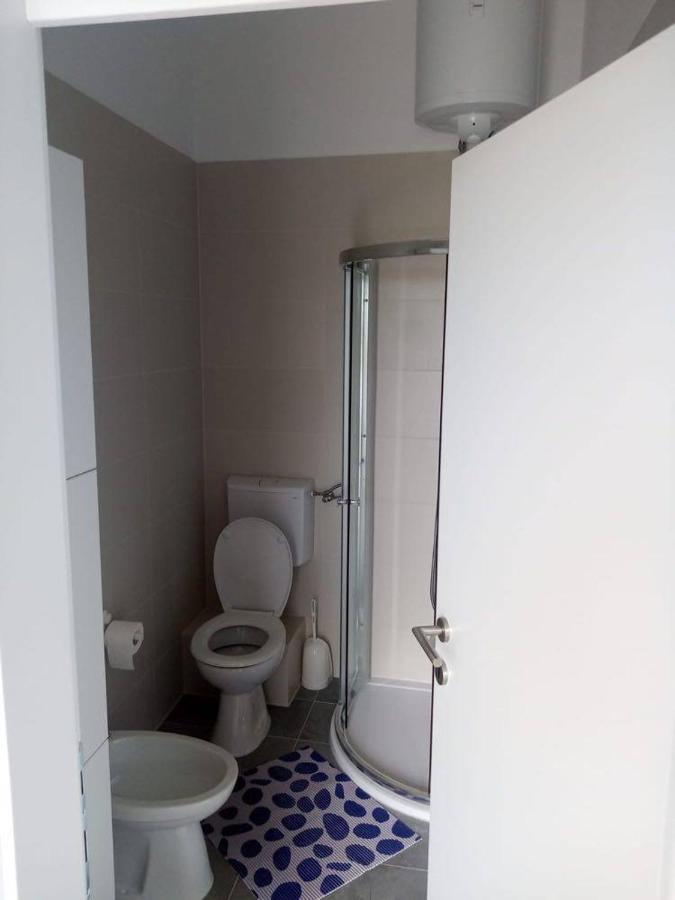 Apartmani Sol Vlasici Pag Town Esterno foto
