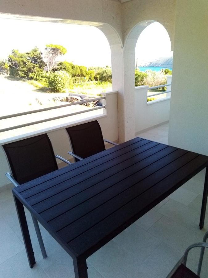 Apartmani Sol Vlasici Pag Town Esterno foto