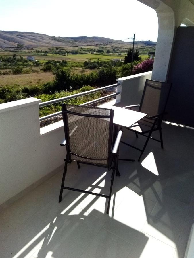 Apartmani Sol Vlasici Pag Town Esterno foto